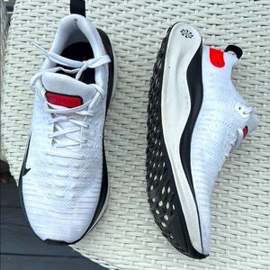 Nike ReactX Infinity 4 Black White